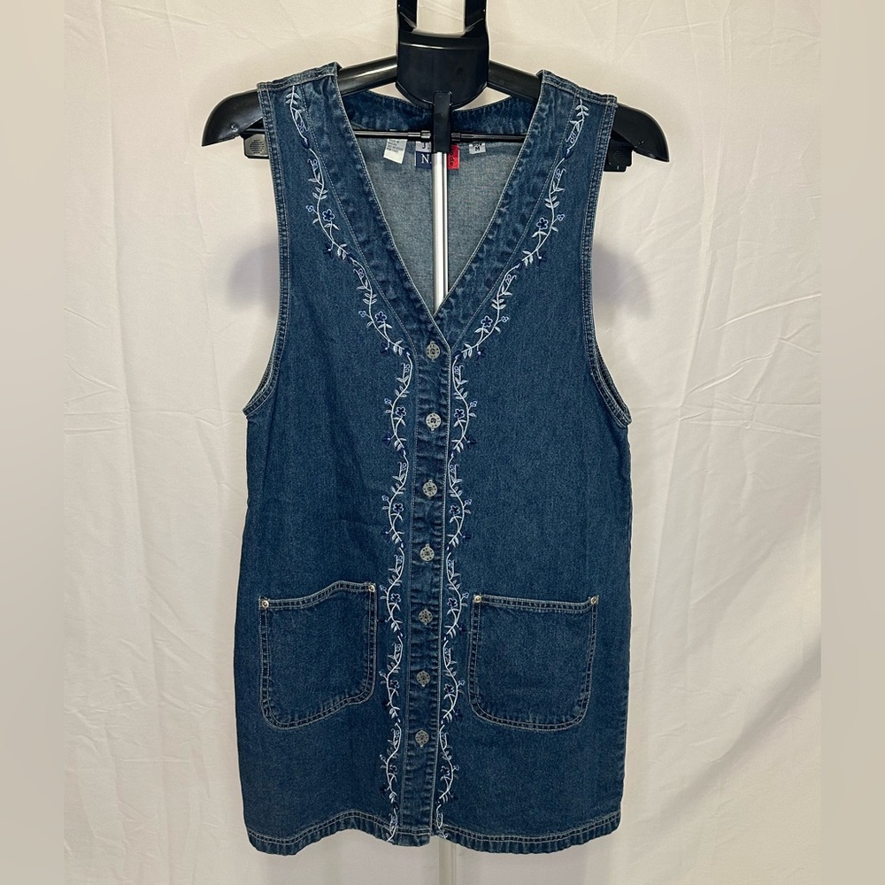 Vintage J.L. N.Y Sport floral embroidered denim dress